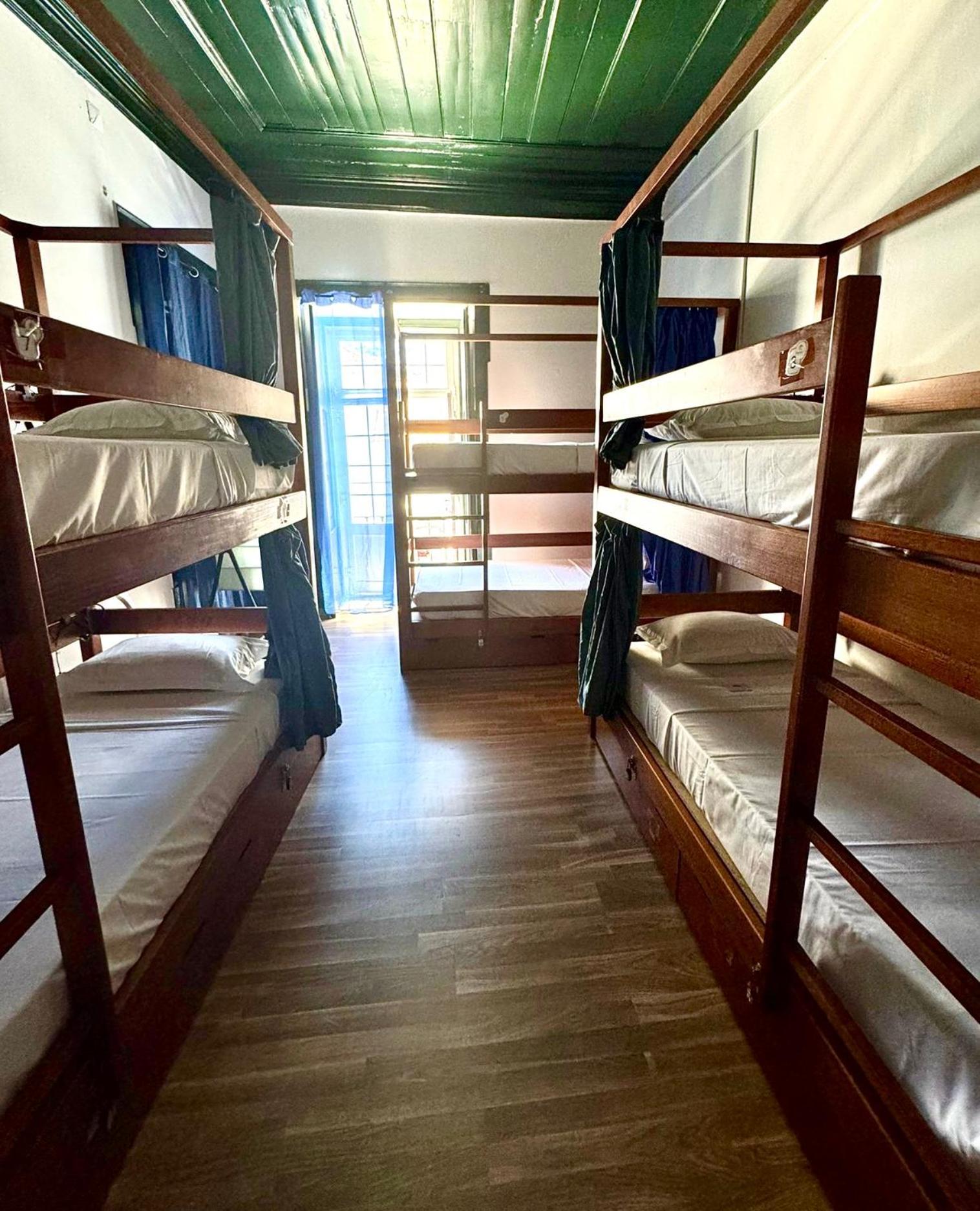 Algarve Hostel Фаро Екстериор снимка