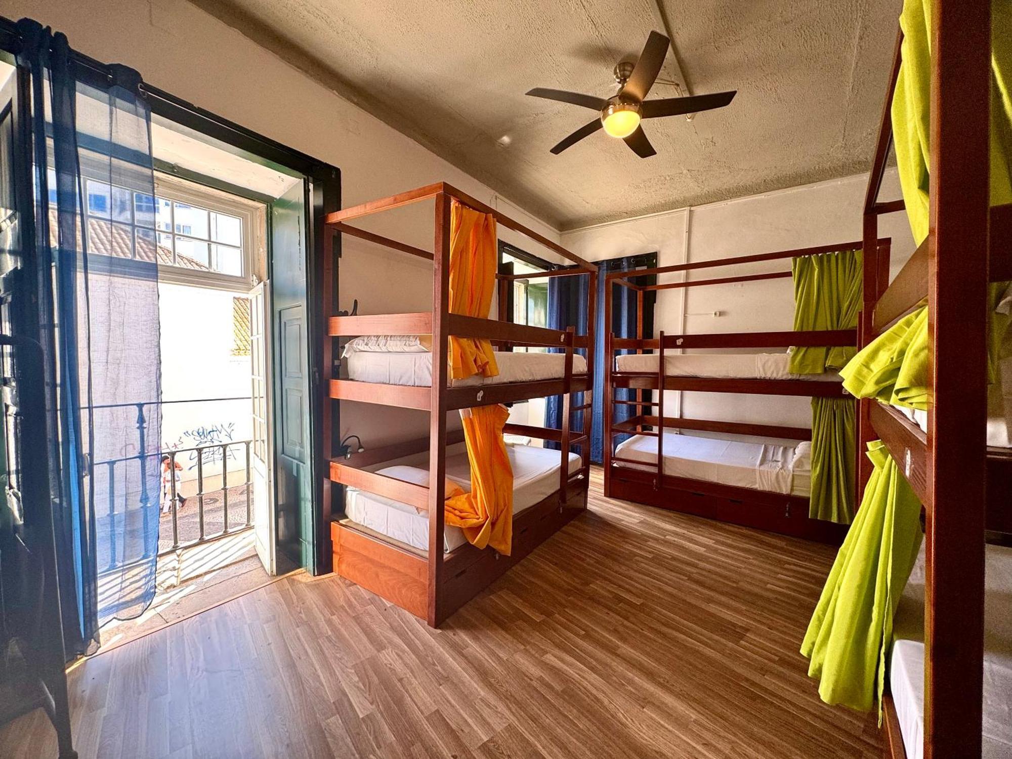 Algarve Hostel Фаро Екстериор снимка